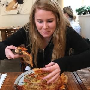 Meet your Posher, Katelyn